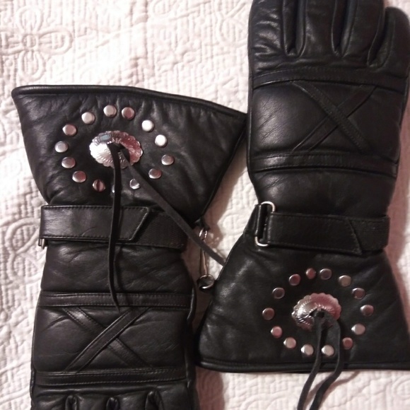Accessories - Xpert Insulated Leather Gauntlet Gloves